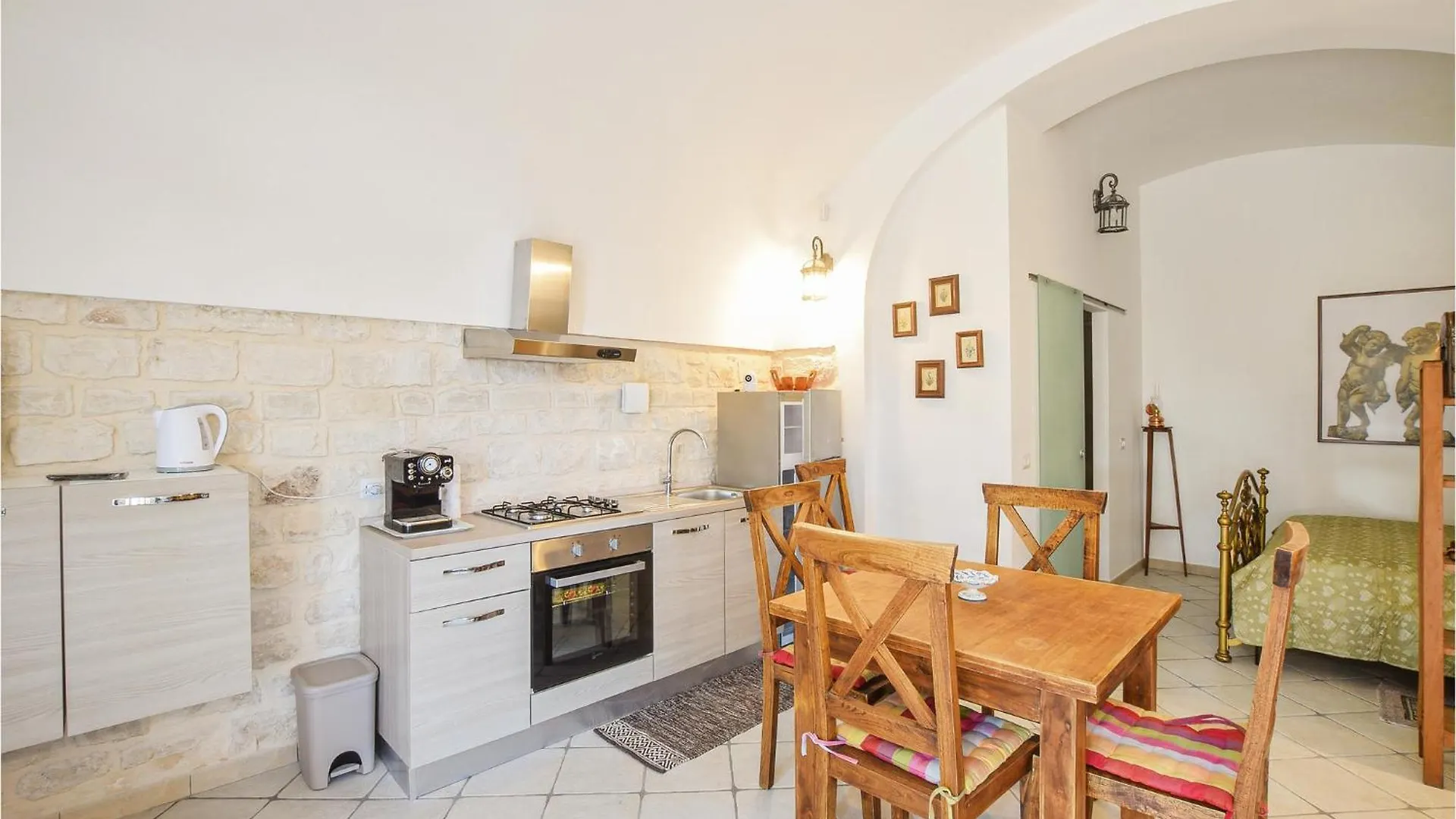 Cozy Home In Modica With Kitchenette 0*,  Italien