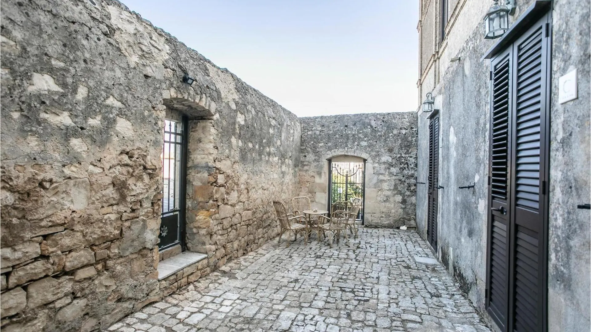 Holiday home Cozy Home In Modica With Kitchenette